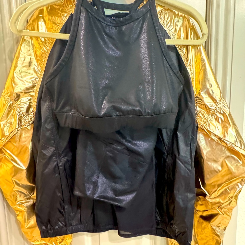 WORKOUT BUNDLE METALLIC AND SHIMMER JACKET LEGGINGS BRA VINTAGE JOYLAB MED